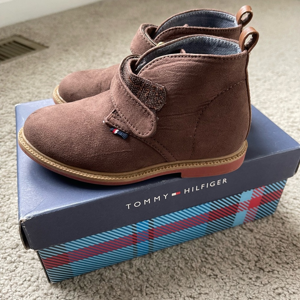 Tommy Hilfiger Suede Boots